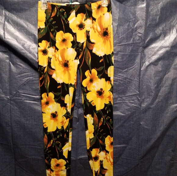 Yellow flower print leggings - Picture 4 of 4